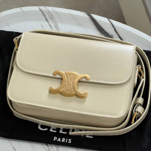 TRIOME Teen Triumph Gate Shoulder Bag