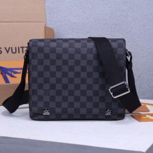 Louis Vuitton District PM Crossbody Bag N41028 in Damier Graphite Canvas