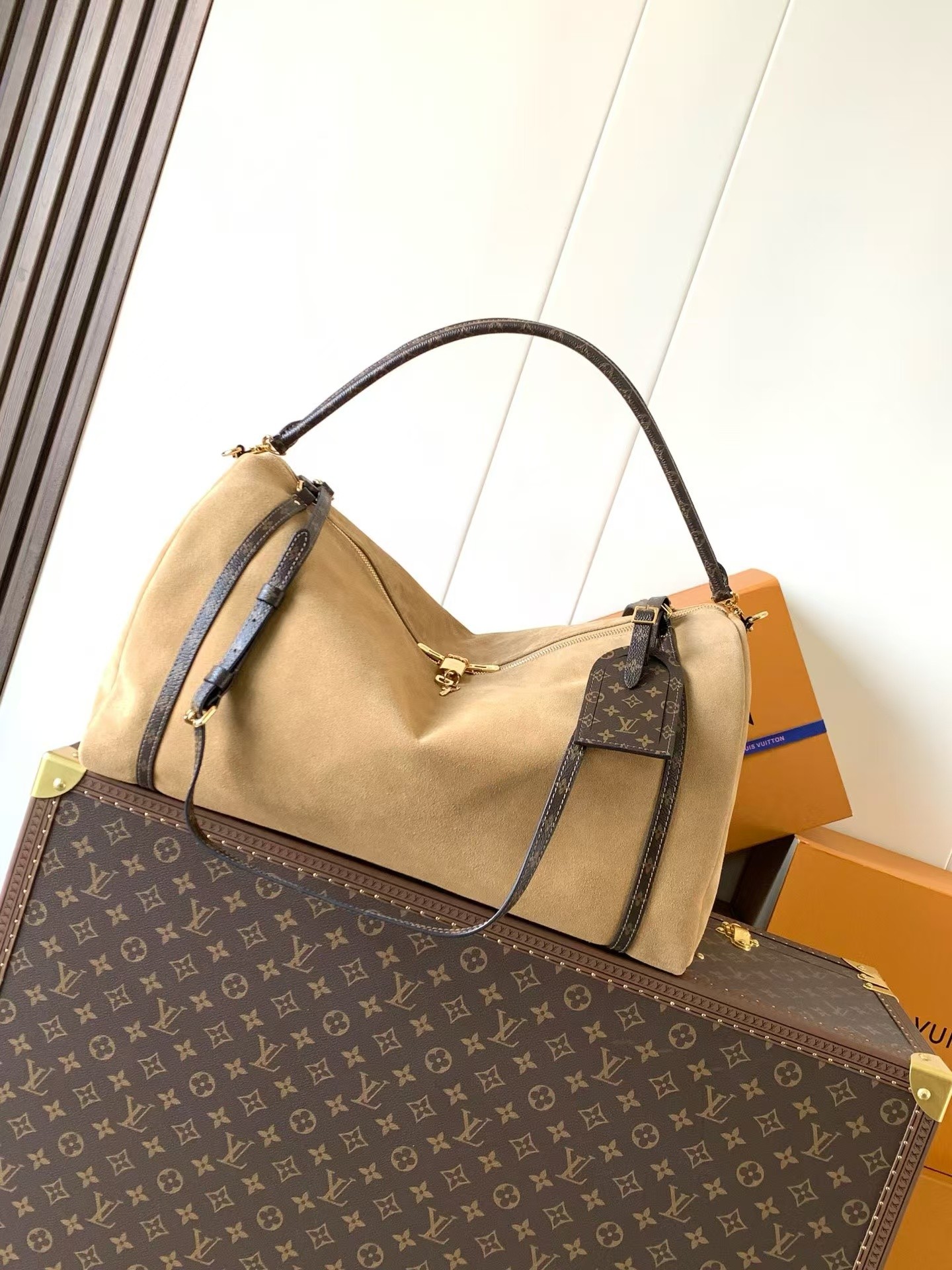 Express Travel Large Travel Bag in Cowhide Leather and Monogram Canvas