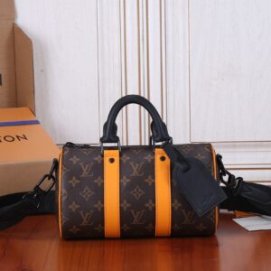 Louis Vuitton Keepall Bandouliere 25 Handbag in Monogram Macassar