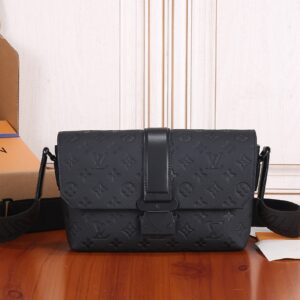 Louis Vuitton S-Cape Messenger Bag M23741