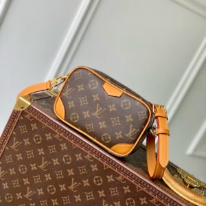 Louis Vuitton Trocadero Mini Bag M14058