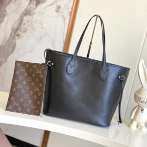 Louis Vuitton Neverfull MM Epi Leather Tote Bag