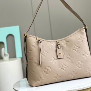 Louis Vuitton CarryAll M Handbag in Monogram Canvas