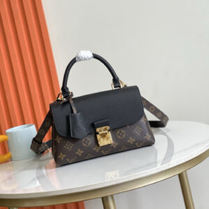 Louis Vuitton Madeleine BB Monogram Canvas Shoulder Bag