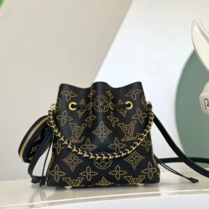 Bella M Bucket Crossbody Bag
