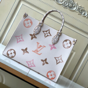 Louis Vuitton Onthego MM Monogram Tote Bag