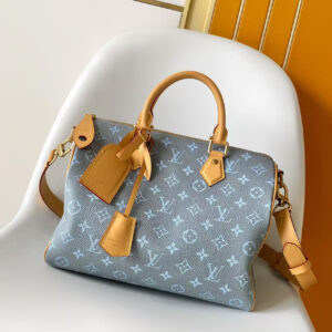 Louis Vuitton Speedy Bandoulière 30 Monogram Leather Handbag