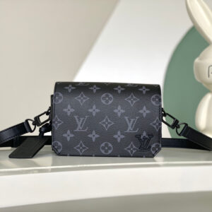 Louis Vuitton Aerogram Mini Flap Crossbody Bag M82085