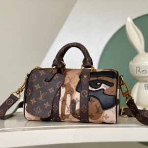 Louis Vuitton Keepall Bandoulière 25 Shoulder Bag in Monogram Canvas