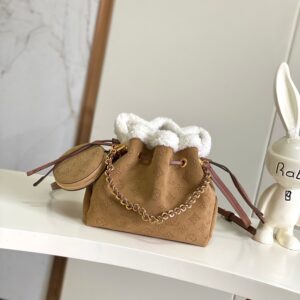 Louis Vuitton Bella Bucket Bag M11839