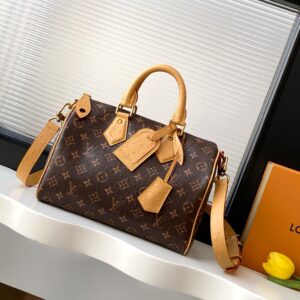 Louis Vuitton Speedy P9 Bandouliere 30 Monogram Leather Handbag