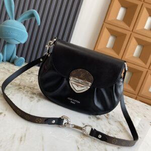 Louis Vuitton Sunset Vibe Handbag M12192
