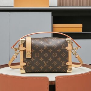 Louis Vuitton Side Trunk PM Handbag M46358 in Monogram