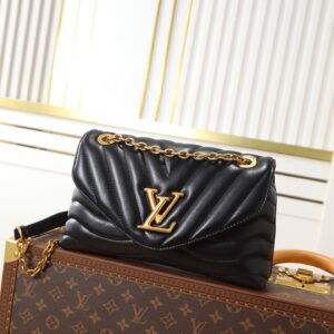 Louis Vuitton New Wave Chain Shoulder Bag M58552