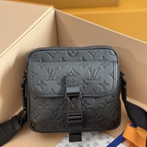 Louis Vuitton Getaway Messenger Bag in Monogram Shadow Leather