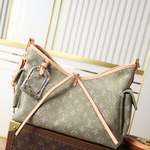 Louis Vuitton Carryall Cargo Small Handbag in Denim, M27623