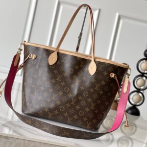 Louis Vuitton Neverfull MM Handbag in Damier Azur Canvas, Rose Pink