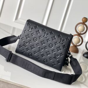 Louis Vuitton Coussin Small Handbag M11370