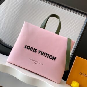 Louis Vuitton M24457 Medium Handbag