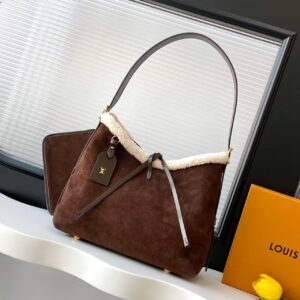 Louis Vuitton CarryAll Small Handbag – LV Ski Cozygram