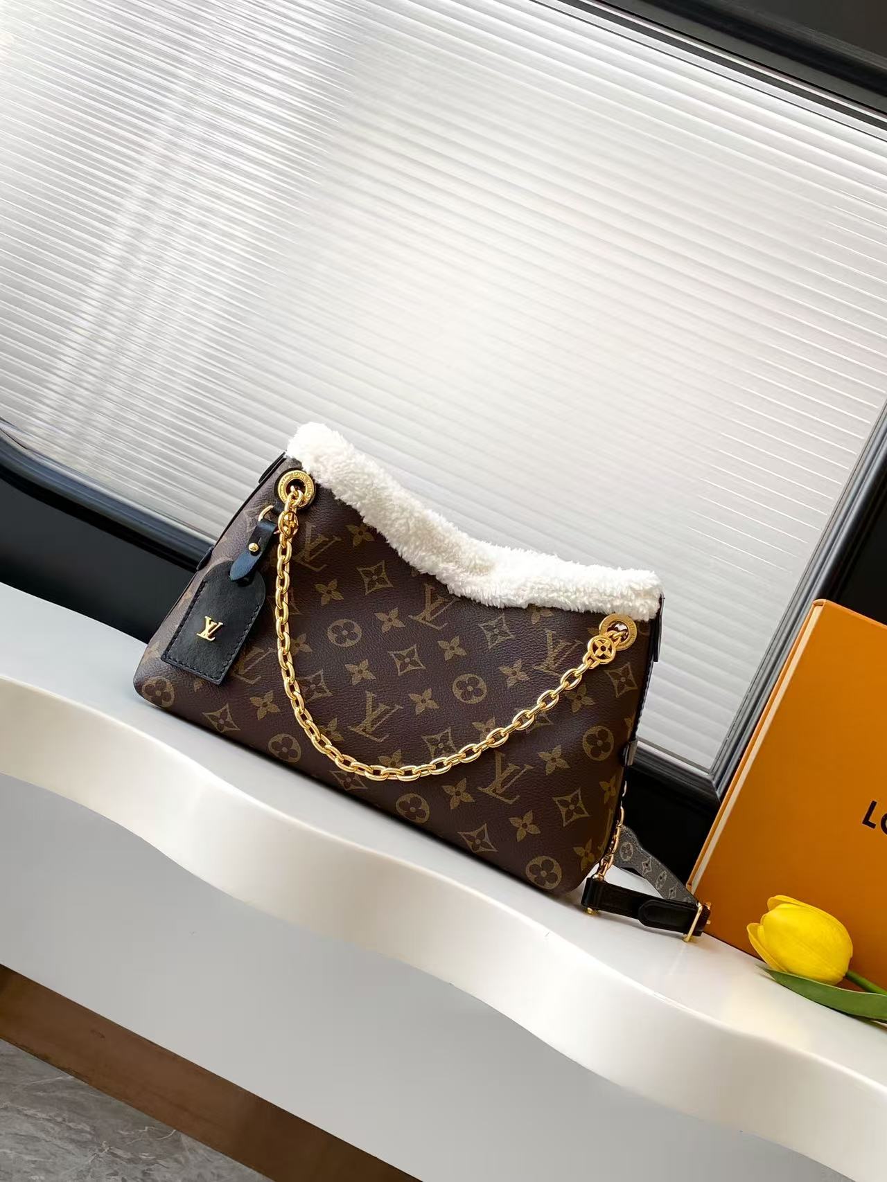 CarryAll BB Handbag
