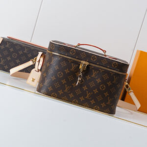 Louis Vuitton Nice Vanity Case M44935 in Monogram Canvas