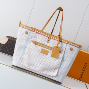 Louis Vuitton Neverfull Inside Out Large Tote Bag in Monogram Canvas