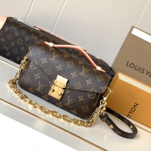 Louis Vuitton Pochette Metis East West Monogram Shoulder Bag