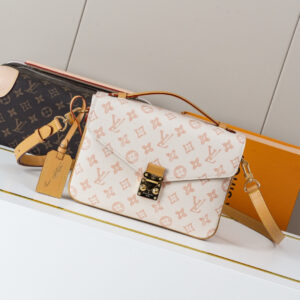 Louis Vuitton Pochette Metis Monogram Coated Canvas Bag