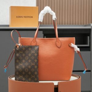 Louis Vuitton Neverfull MM Epi Leather Tote Bag Black