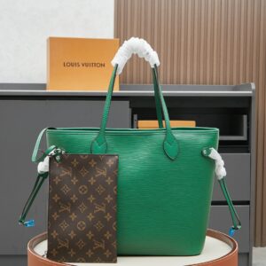 Louis Vuitton Neverfull MM Epi Leather Tote Bag