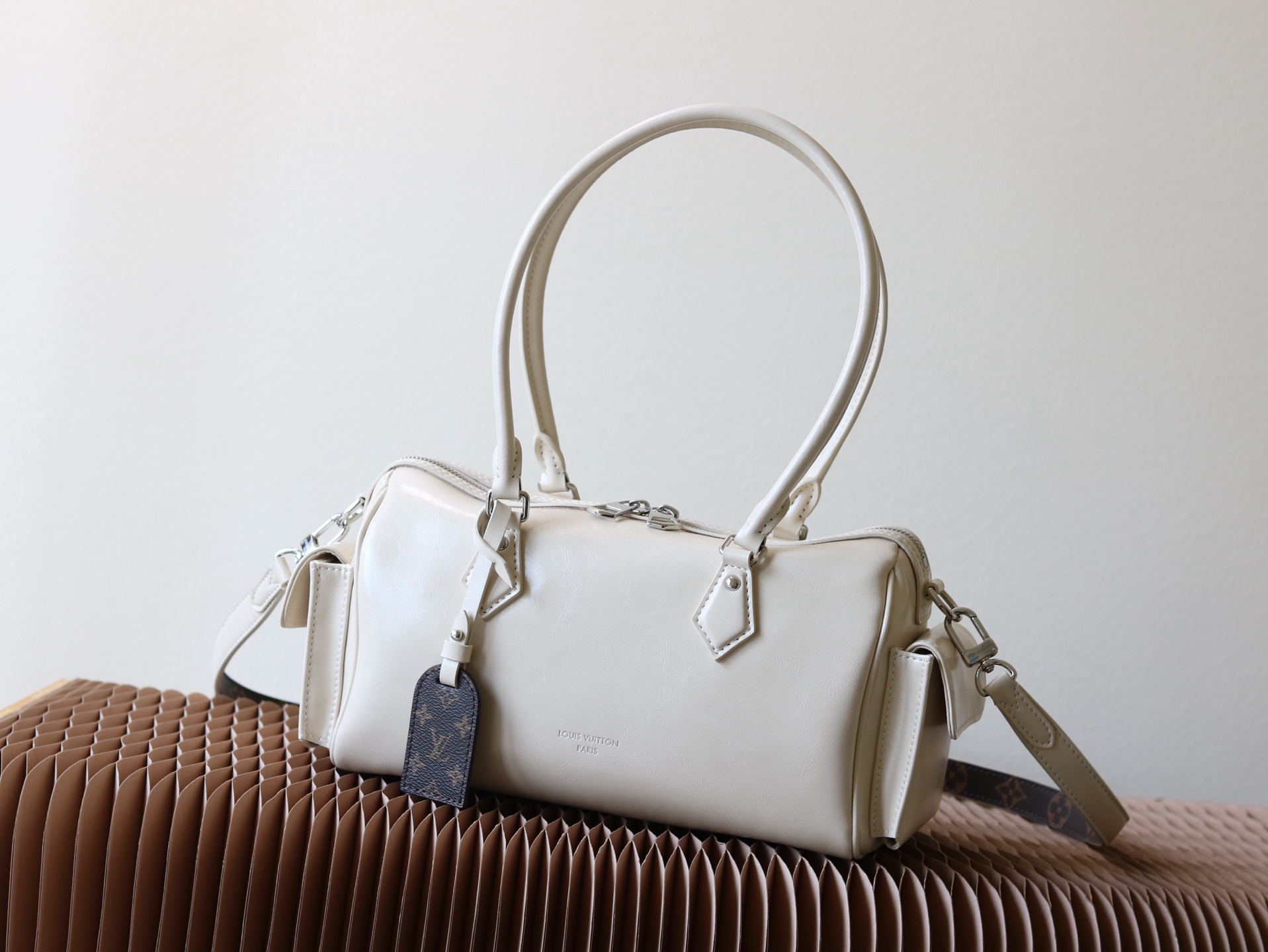 Speedy Cargo Handbag in Lambskin – LV Vibe