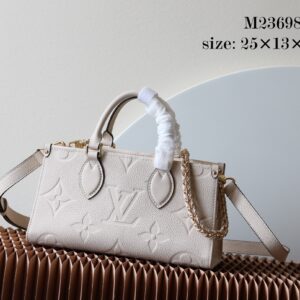 Louis Vuitton OnTheGo Small Tote Bag in Giant Monogram Leather