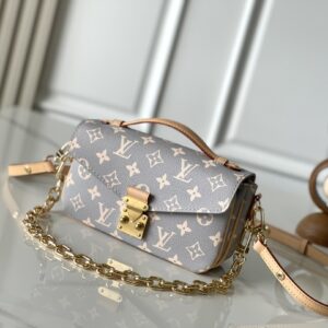 Louis Vuitton Pochette Métis East West M12429 Shoulder Bag