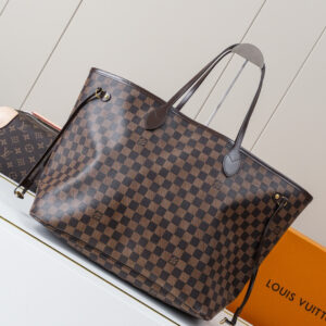 Louis Vuitton Neverfull Large Tote Bag in Damier Ebene