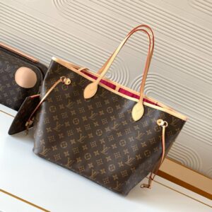 Louis Vuitton Neverfull MM Monogram Tote Bag