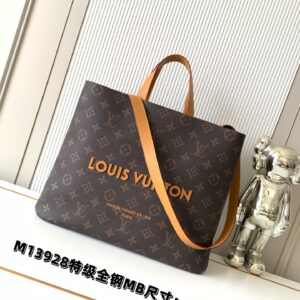 Louis Vuitton M13928 Medium Leather Tote Bag in Brown