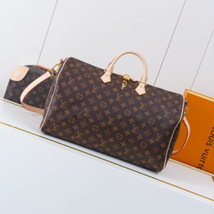 Louis Vuitton Speedy Bandouliere 40 Monogram Canvas Handbag
