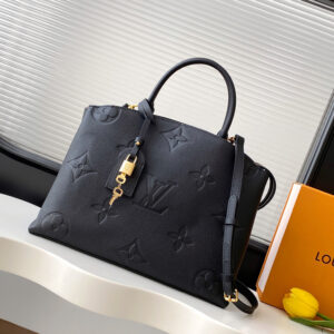 Louis Vuitton Grand Palais Handbag M45811