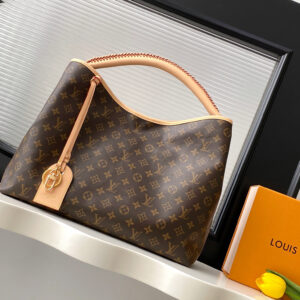 Louis Vuitton Artsy Handbag M25877