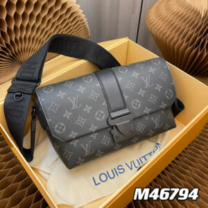 Louis Vuitton Steamer Messenger Bag