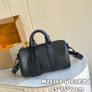 Louis Vuitton Keepall Bandoulière 25 Travel Bag in Monogram Midnight Coated Canvas