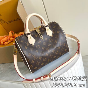 Louis Vuitton Speedy Bandouliere 25 Monogram Handbag