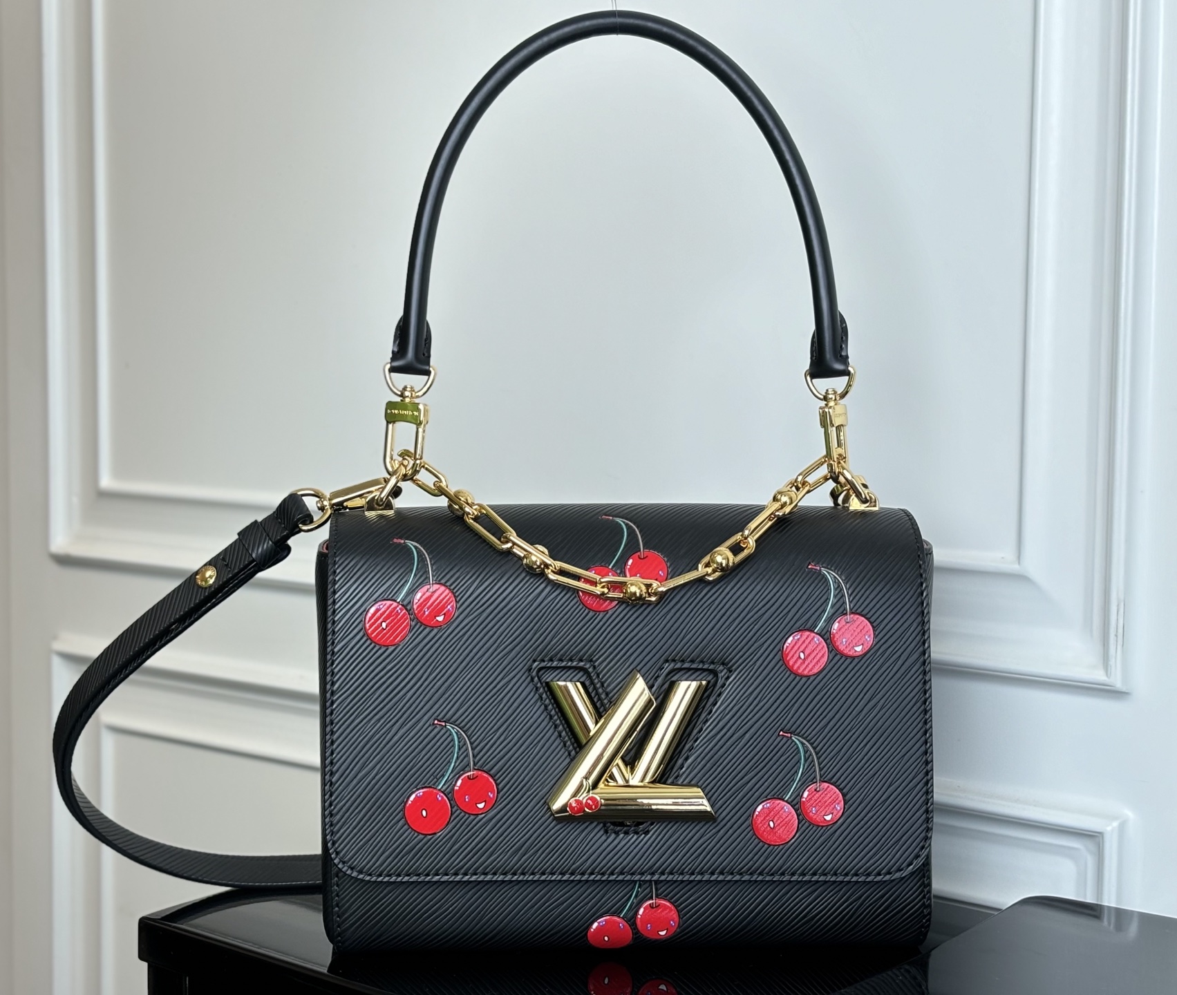 Louis Vuitton Twist Medium Handbag in Black Epi Leather