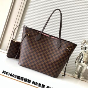 Louis Vuitton Neverfull MM Monogram Canvas Tote Bag