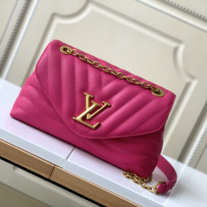 Louis Vuitton LV New Wave Chain Bag M58553