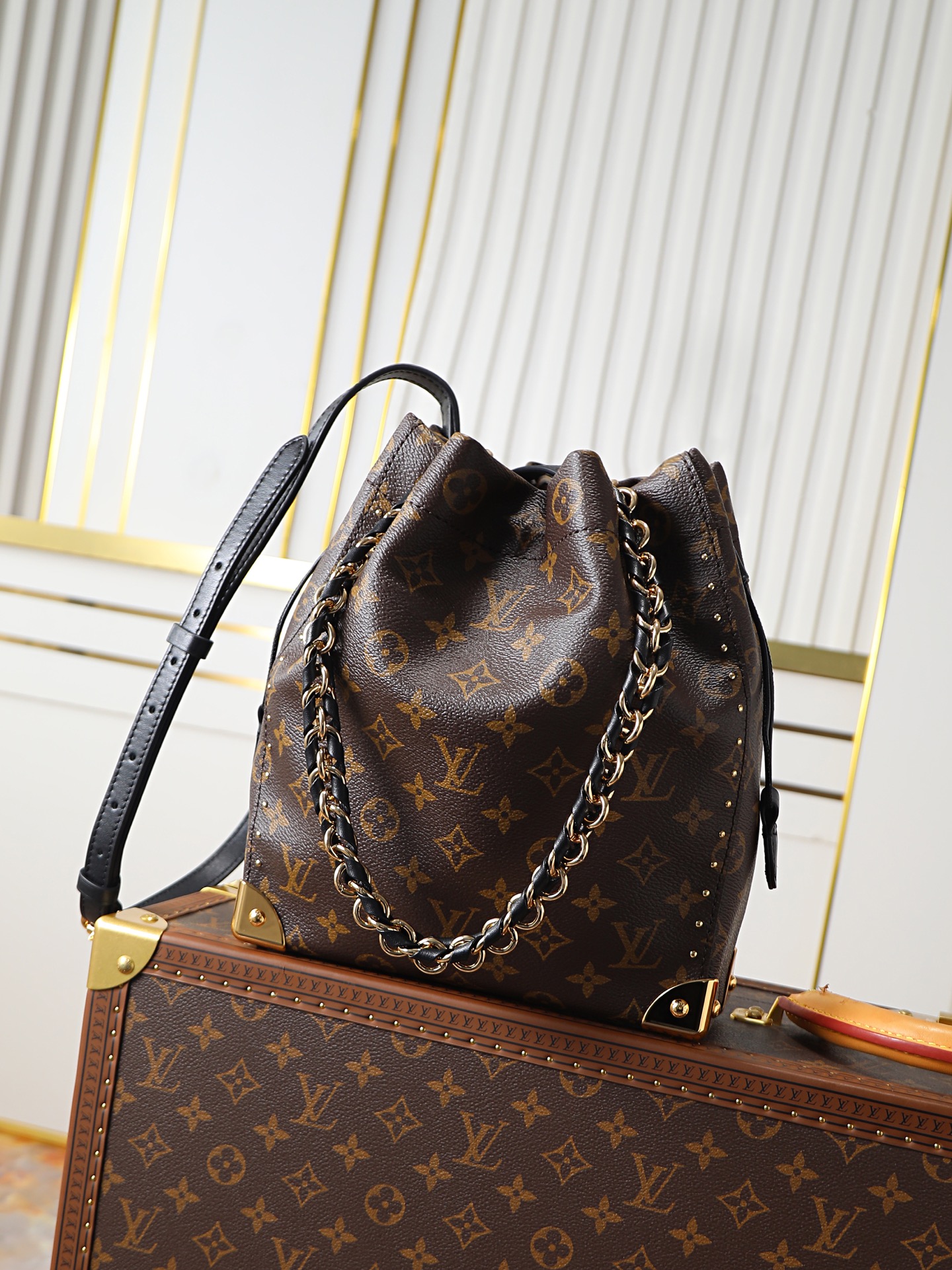 Noé Trunk Monogram Canvas Crossbody Bag M28515