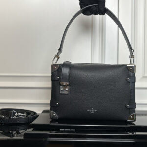 Louis Vuitton Side Trunk Medium Leather Crossbody Bag in Black