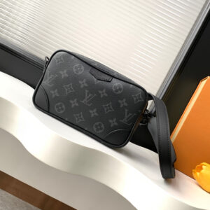 Louis Vuitton Trocadéro Mini Crossbody Bag M14253